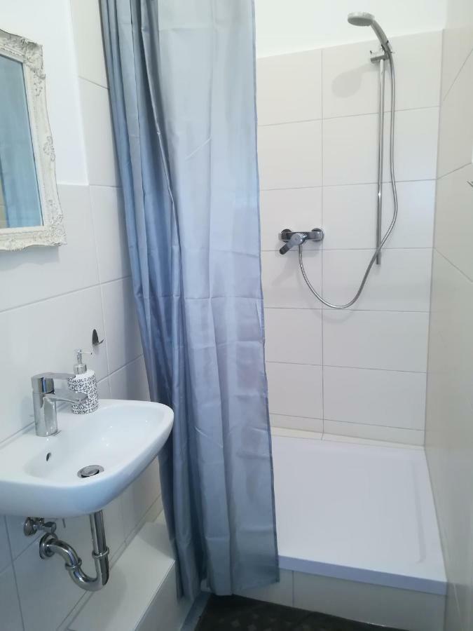 Zentrales Apartment In Gelsenkirchen Ngoại thất bức ảnh