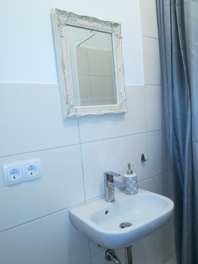 Zentrales Apartment In Gelsenkirchen Ngoại thất bức ảnh