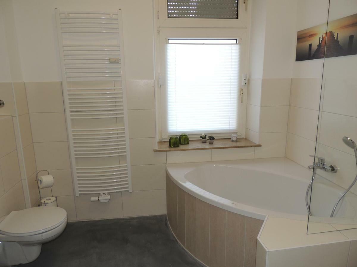 Zentrales Apartment In Gelsenkirchen Ngoại thất bức ảnh